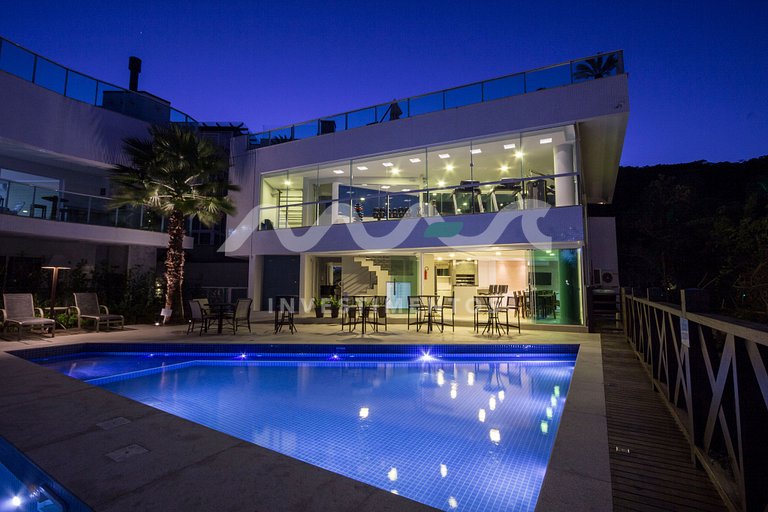 301-B Varandas / Frente Mar / Piscina / Academia