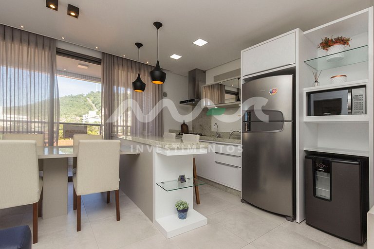 APARTAMENTO EM BOMBINHAS CENTRO