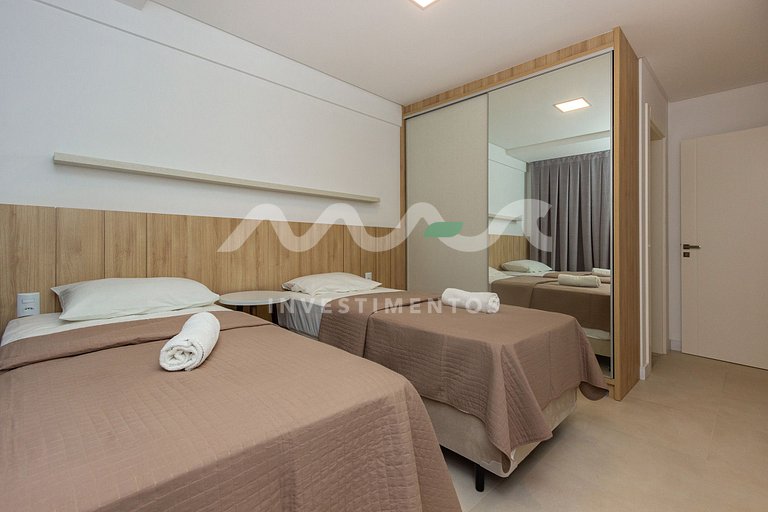 Cobertura de 3 quartos com piscina no edifício