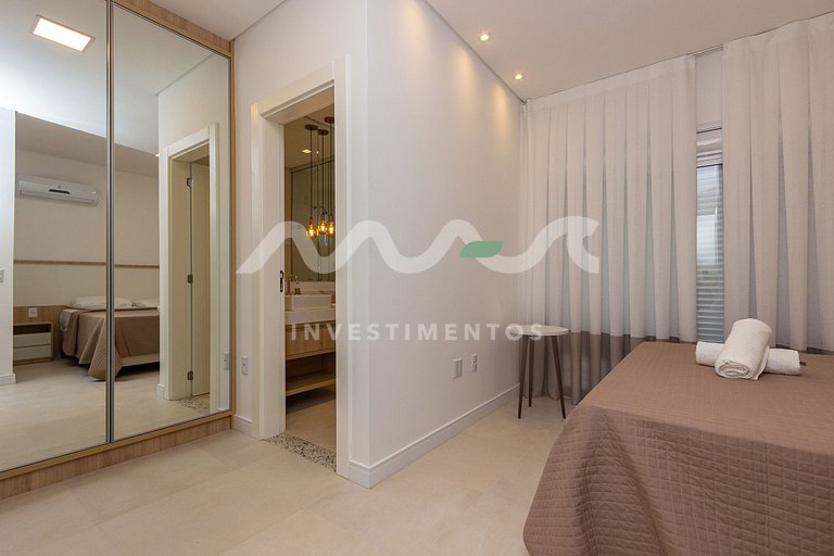 Cobertura de 3 quartos com piscina no edifício