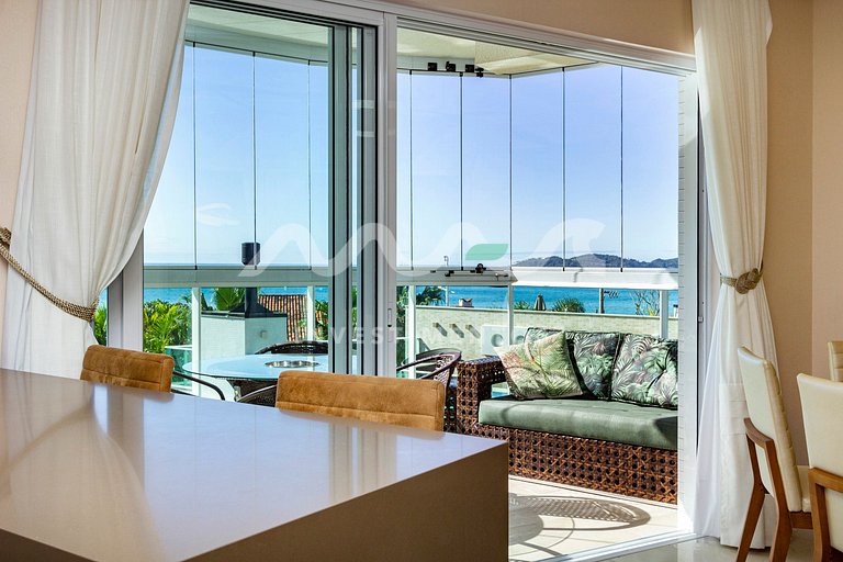 301-B Varandas / Frente Mar / Piscina / Academia