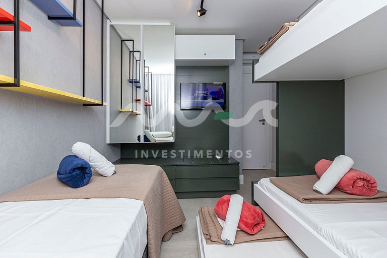 APARTAMENTO A POUCOS METROS DA PRAIA DE BOMBINHAS