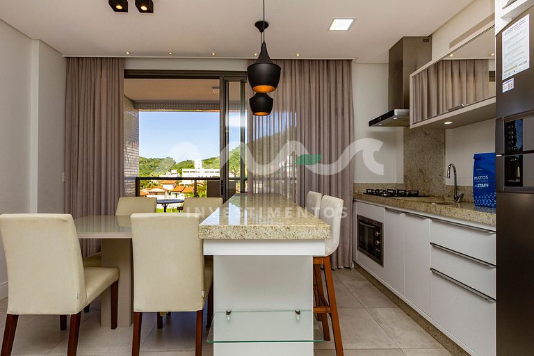 APARTAMENTO EM BOMBINHAS CENTRO