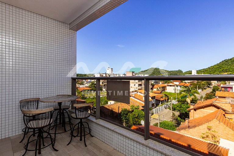 APARTAMENTO EM BOMBINHAS CENTRO
