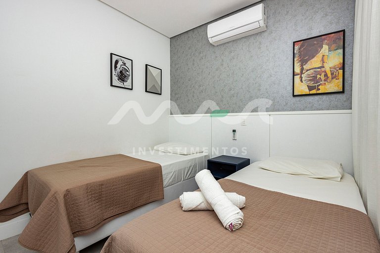 APARTAMENTO EM BOMBINHAS CENTRO