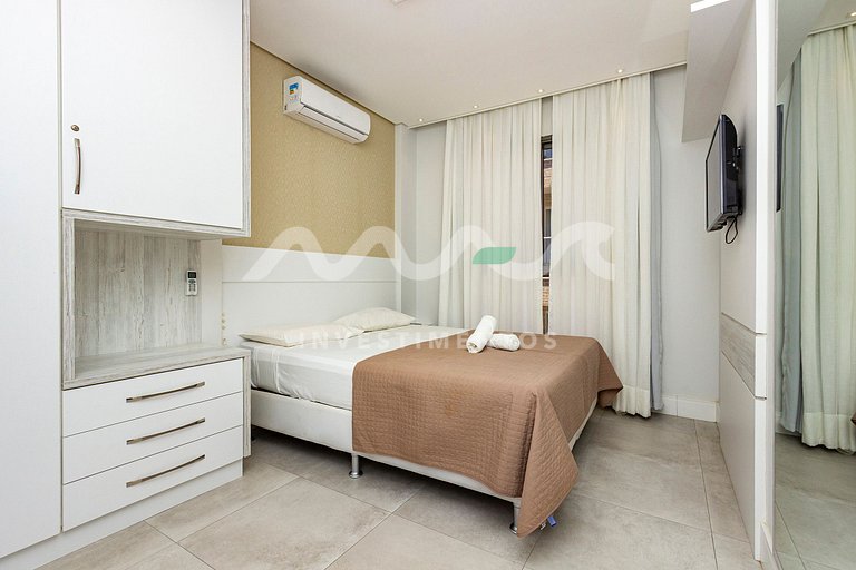 Porto Madero 305 - Departamento en edificio con - Piscina Ro