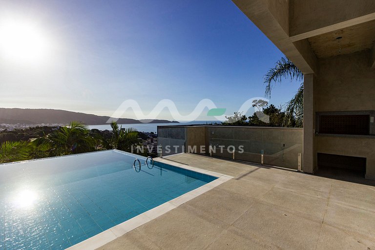 Casa com Piscina de Borda Infinita no Condomínio Panorâmico