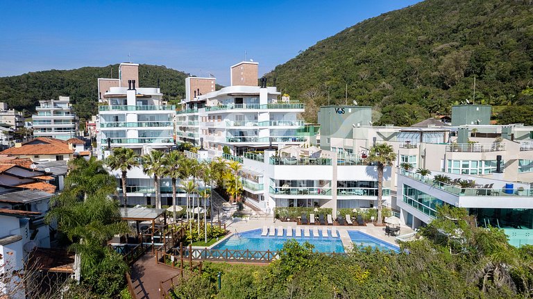 301-B Varandas / Frente Mar / Piscina / Academia