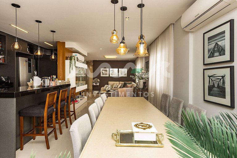 Varandas do Atlântico 202-B – Apartamento de Alto Padrão com