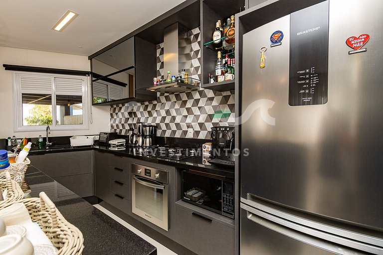 Varandas do Atlântico 202-B – Apartamento de Alto Padrão com