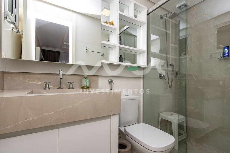 Varandas do Atlântico 202-B – Apartamento de Alto Padrão com